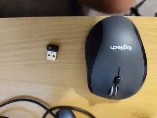 Bezdrátová myš Logitech m705