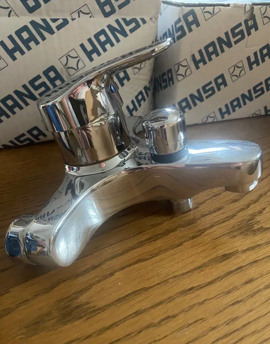 HANSA PRADO - - KUS 500,-Kč