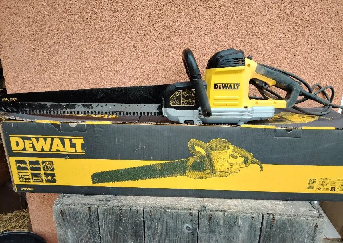 Pila DeWALT (Aligator