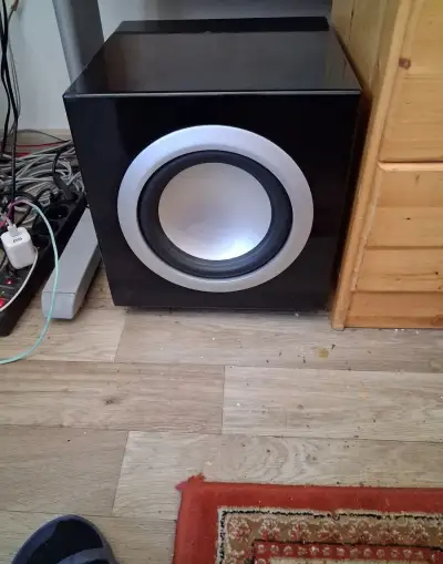 Pure acoustics xp sub 8100