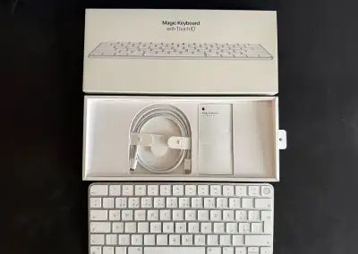 Apple Magic Keyboard s Touch ID CZ (MK293CZ/A) 100% funkční