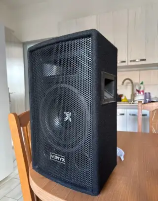 Reproduktor