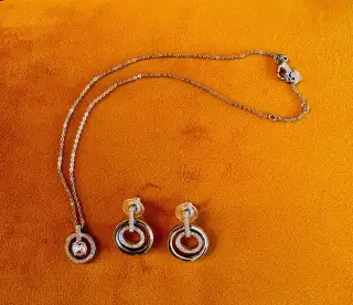 Swarovski náhrdelník + náušnice – krásný set