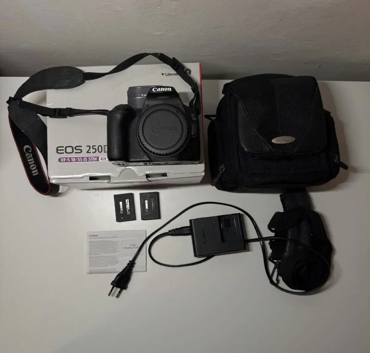 Canon EOS 250D(tělo): superlehká zrcadlovka s 4K videem+