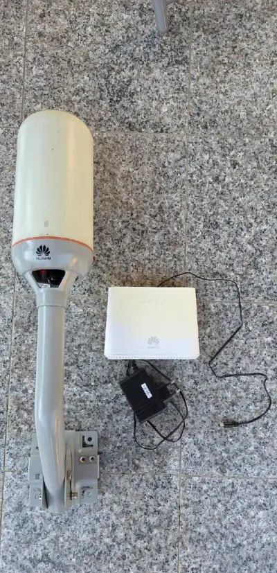 Huawei B2368-66 - 4G LTE anténa a modem na SIM