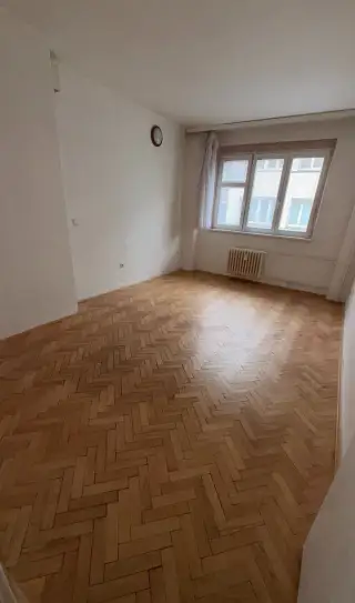 Pronájem bytu 2+1 v Pardubicích - Sladkovského ul.