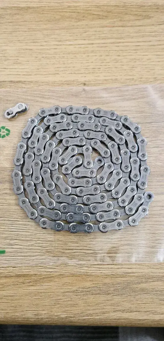 Řetěz Shimano Deore M6100, 12s.