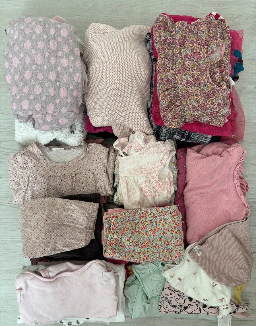 Kompletní set oblečení pro holčičku vel.74