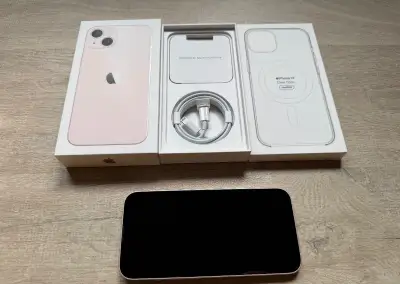 iPhone 13 128 GB - Pink + originální Clear Case