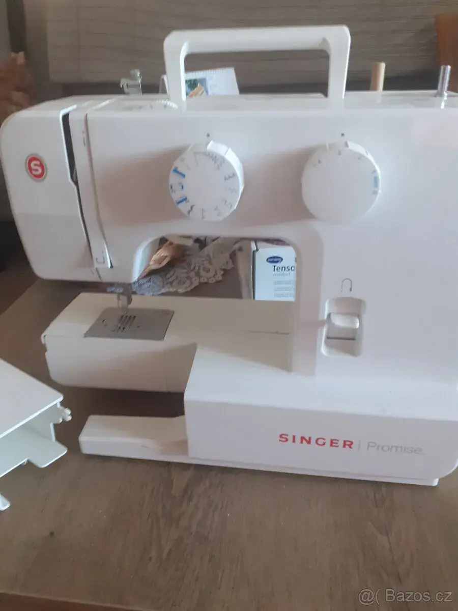 SINGER