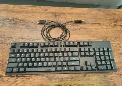 Mechanická klávesnice CM Storm QuickFire XT, Cherry MX Blue