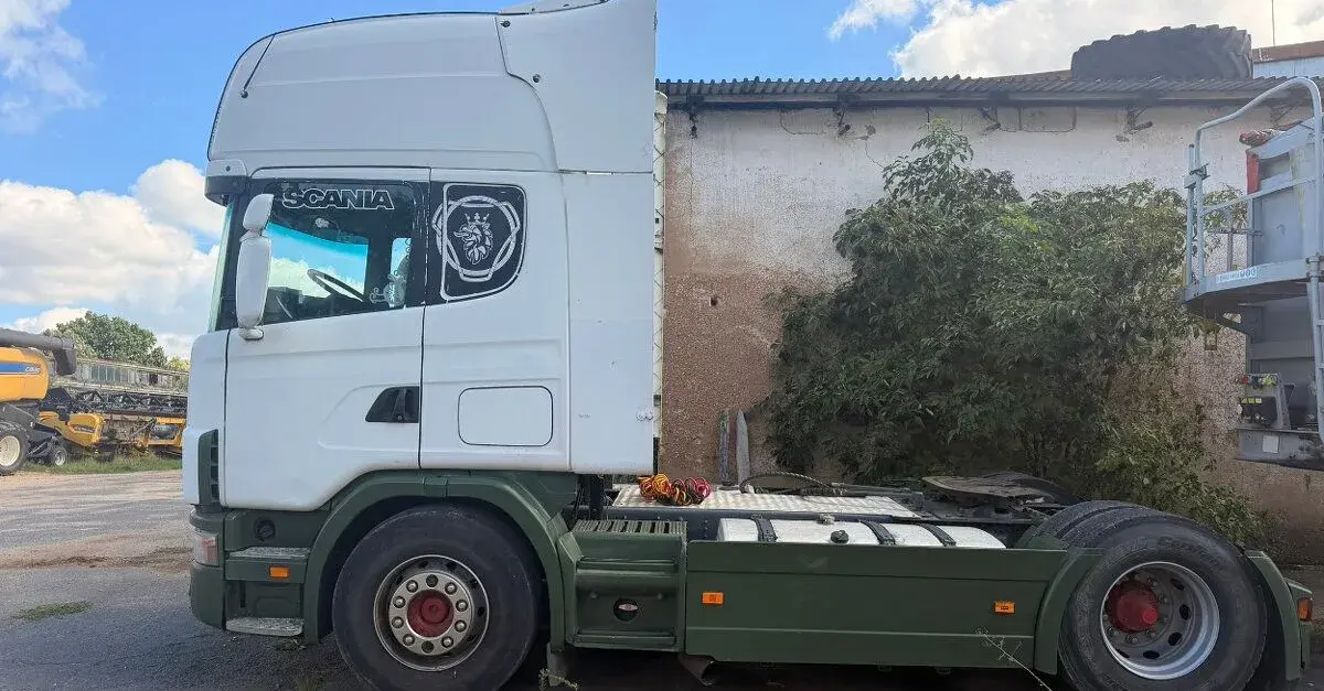 Tahač scania R124 LA