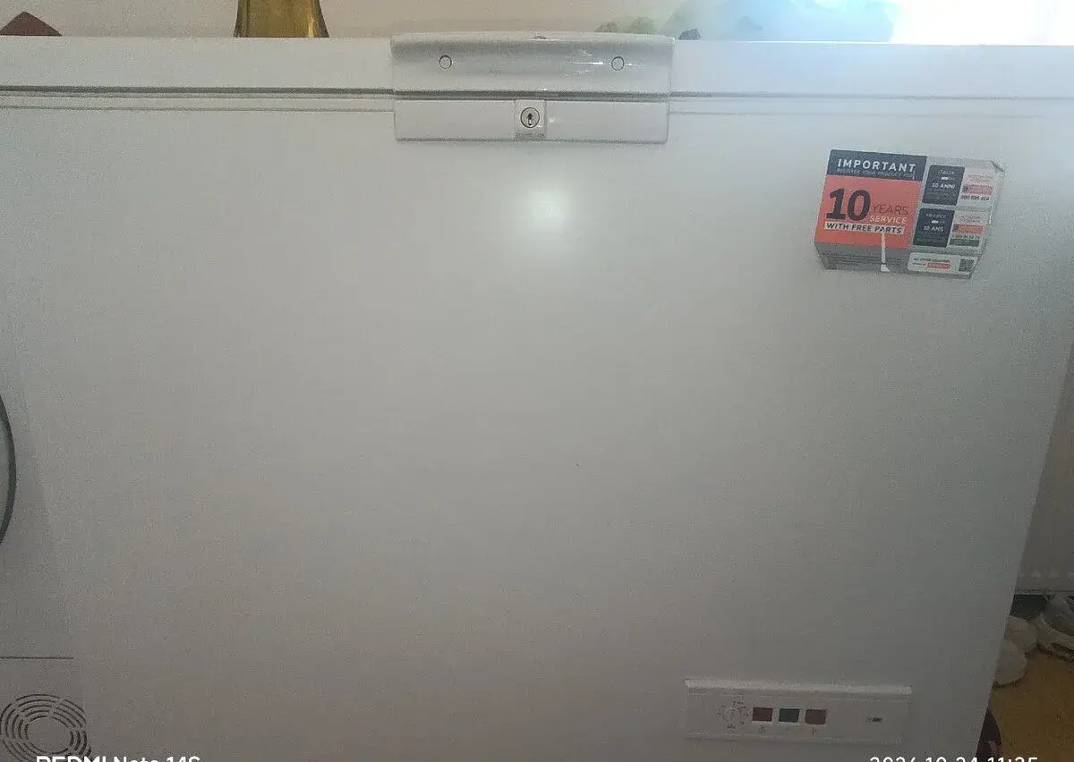 Velký pultový mrazak Whirlpool