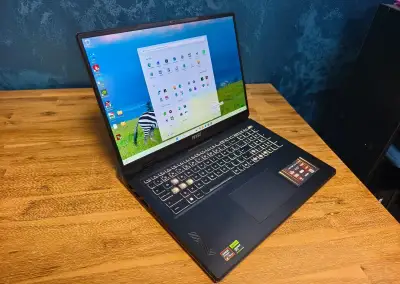 Herní monstrum 18" , 16jádro Ryzen 9950HX, 32GB, RTX5080 16