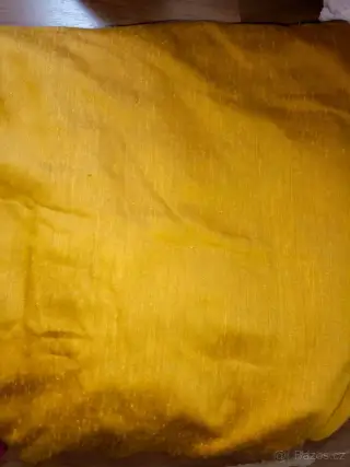 Závěs zatemňovací a protihlukový na okna