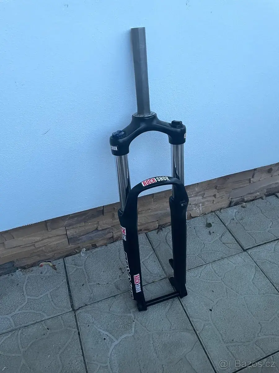 Novou přední vidlici RockShox Boxxer RC 26” – 170 mm