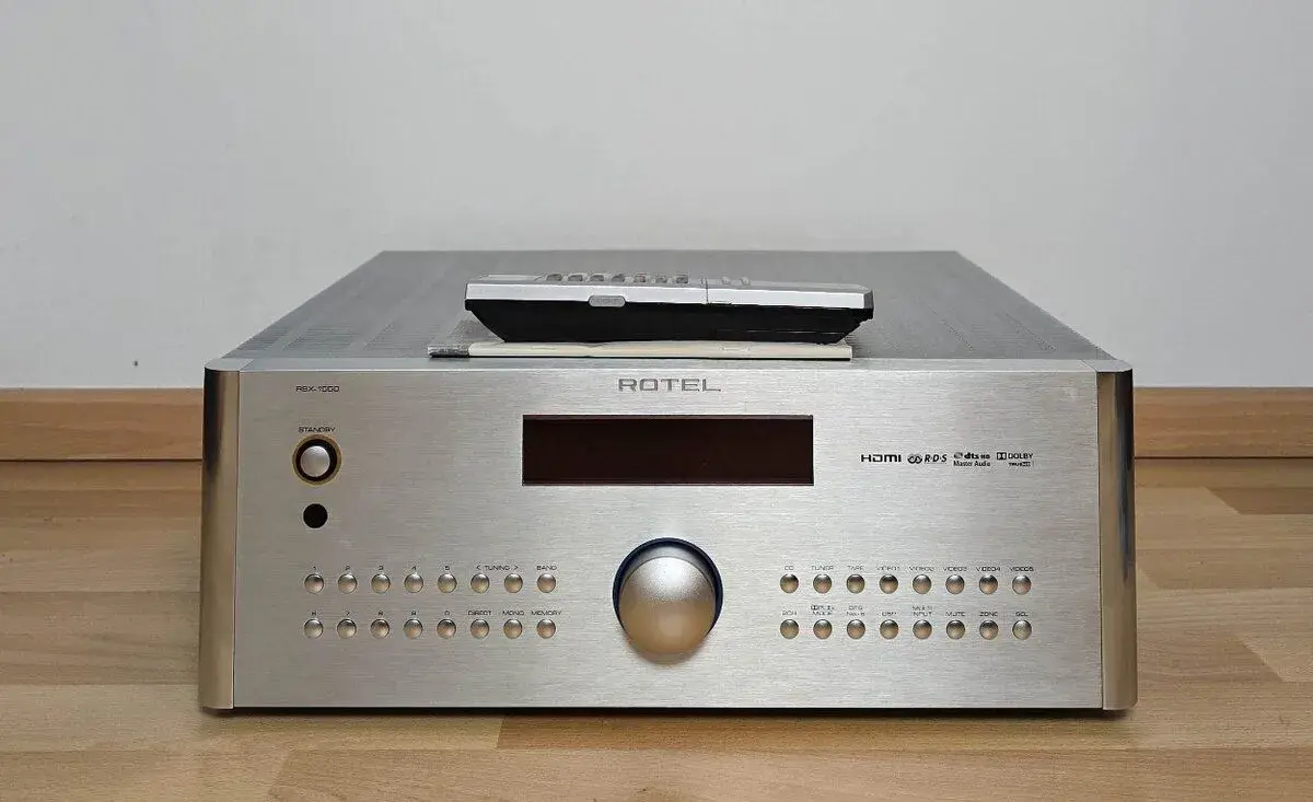 Rotel RSX-1550 / Optika/HDMI/SUB OUT/FM radio
