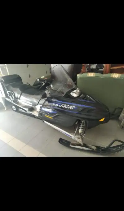 Skútr Bombardier Grand Touring 500f