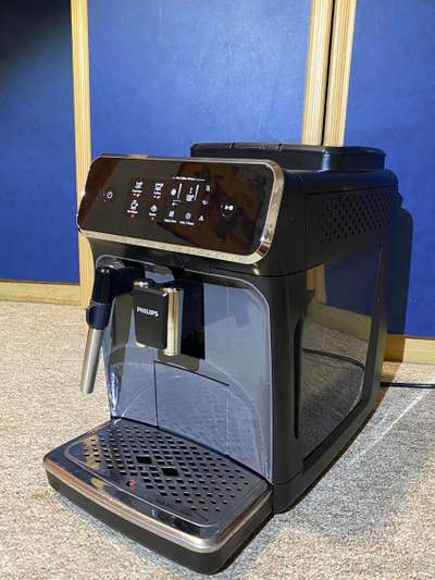 Kavovar Philips EP2224