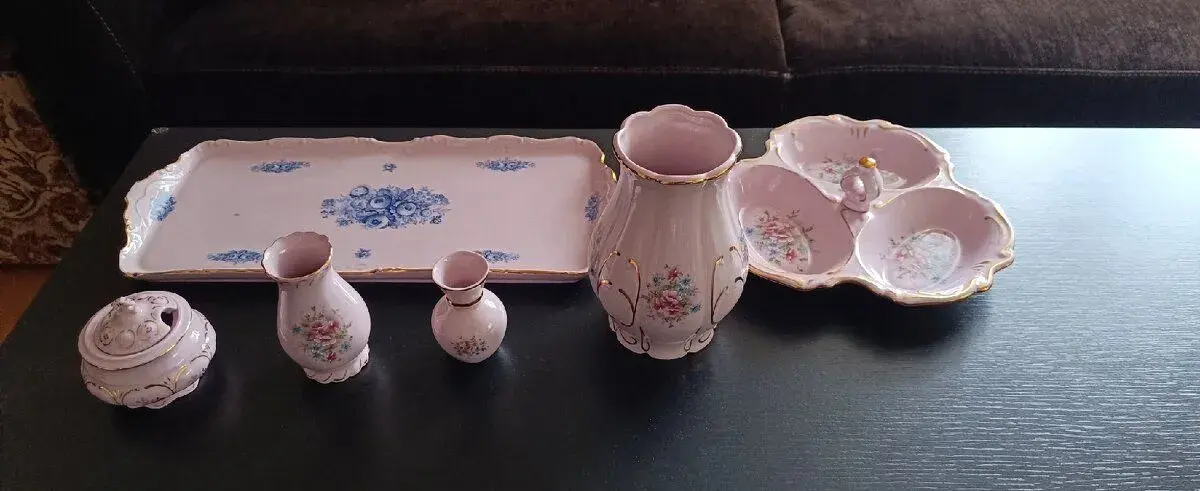 Růžový porcelán Chodov