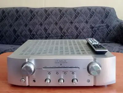 Marantz PM7005 (Made in Japan)