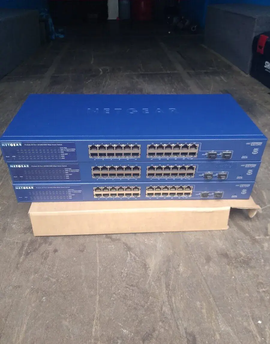 NETGEAR GS-724T