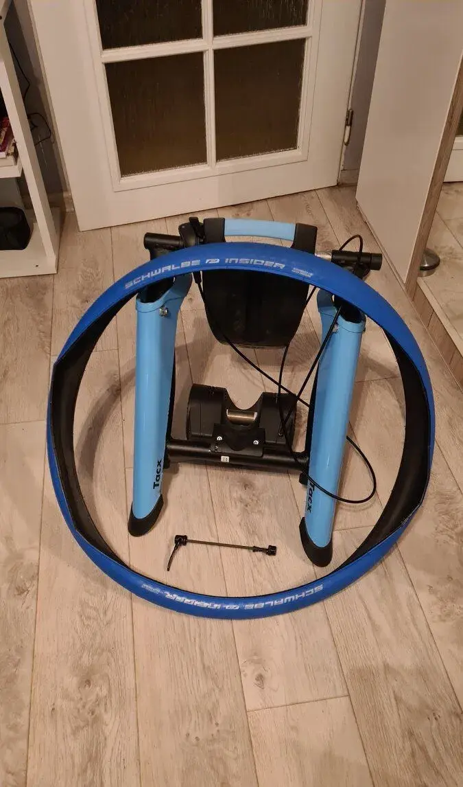 Cyklotrenažér Tacx Boost