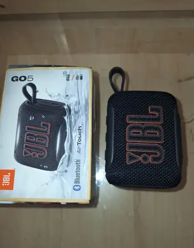 JBL GO5