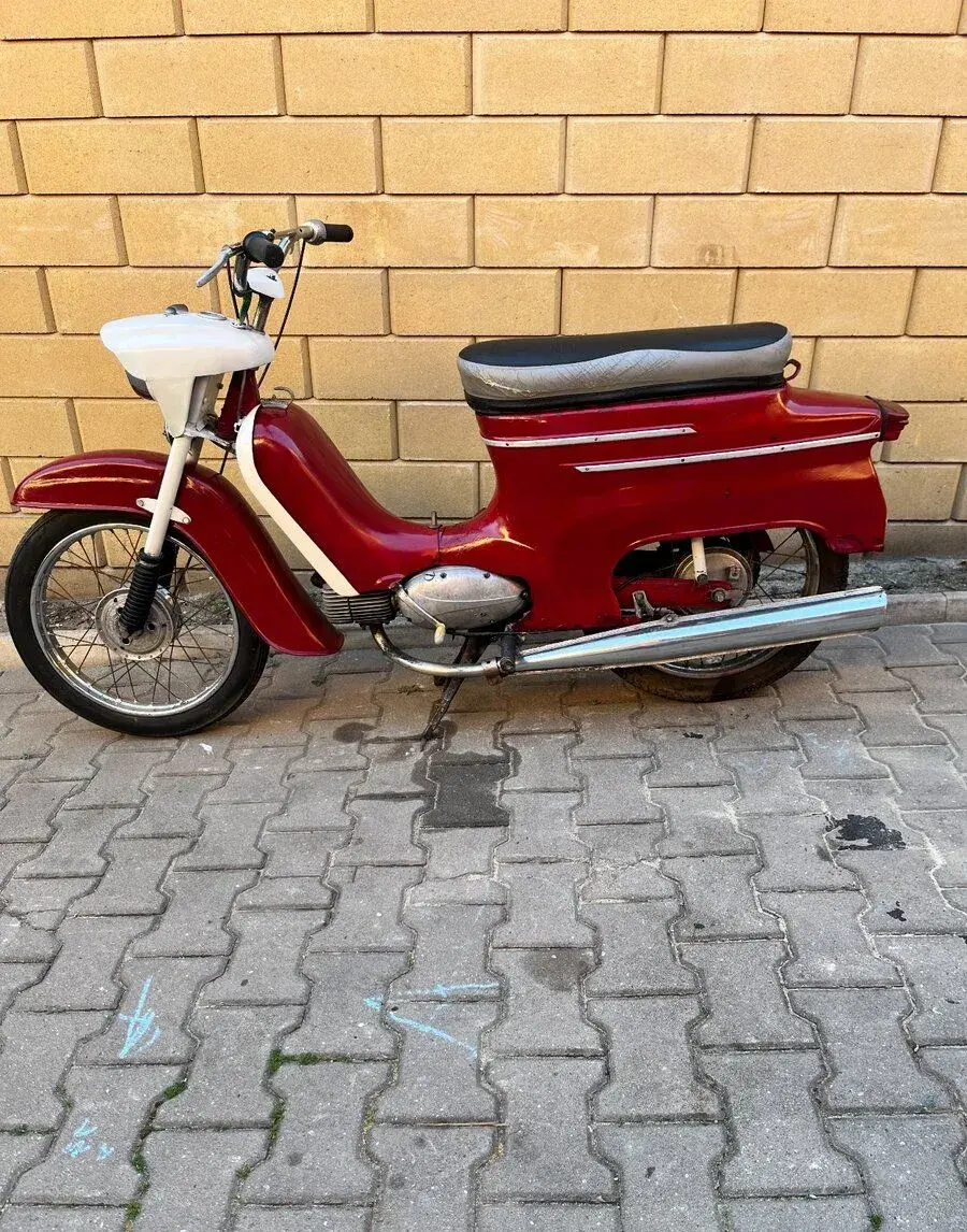 JAWA PIONÝR