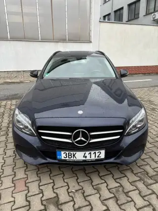 Mercedes-Benz C200 – 2016, 253 000 km