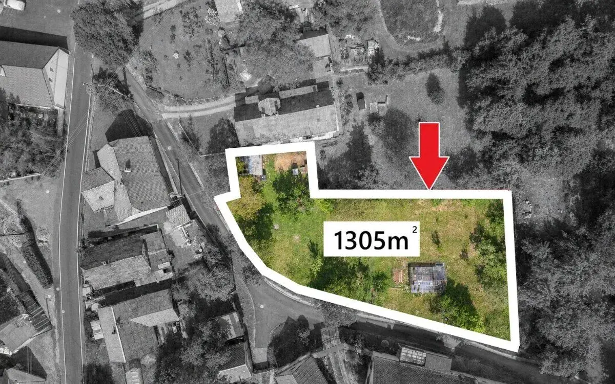Prodej stavebního pozemku 1305m