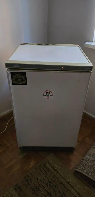 starší mrazák
