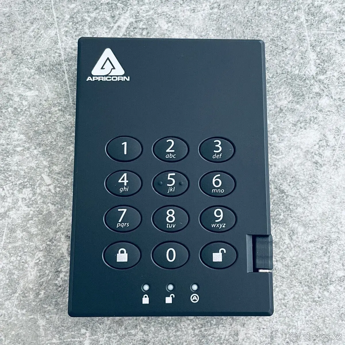 Apricorn Aegis Padlock 3.0 XTS Encryption 1TB SSD USB 3.0