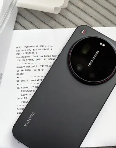 Zánovní Xiaomi 17 Ultra 16GB/512GB Black záruka do 18.9.2029