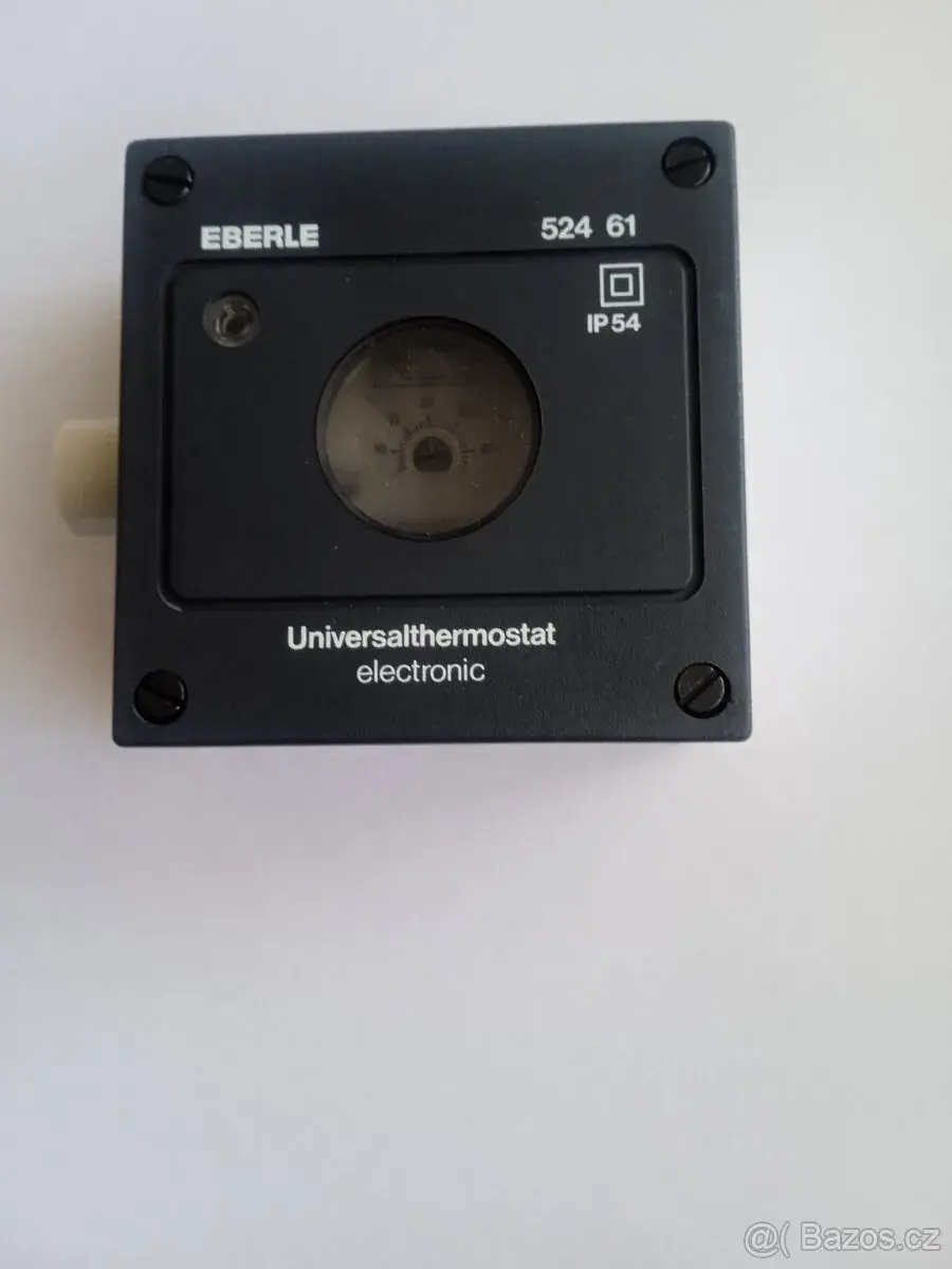 Univerzální elektronický termostat EBERLE