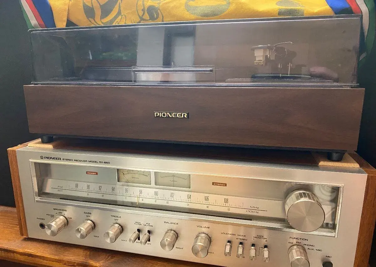 Pioneer receiver SX-650, gramofon PL-120