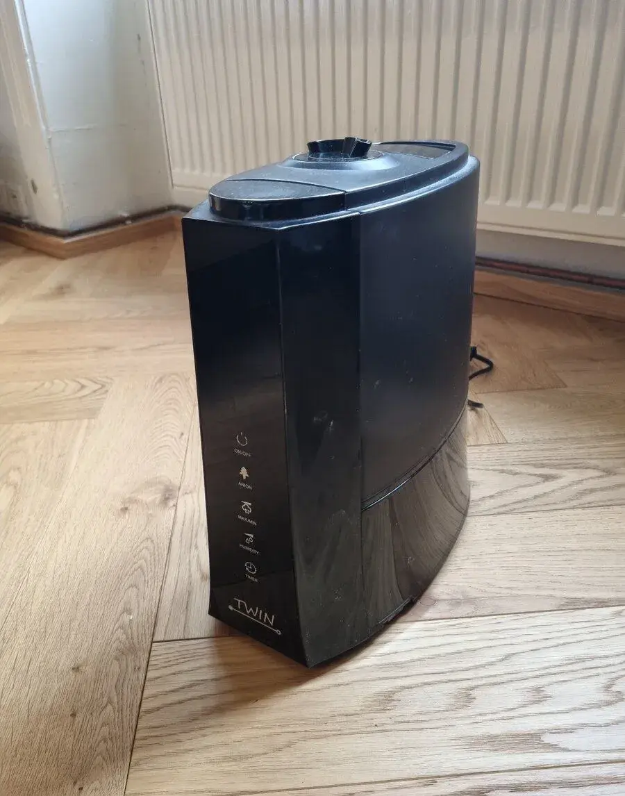 Ultrazvukový zvlhčovač vzduchu s ionizátorem Airbi Twin