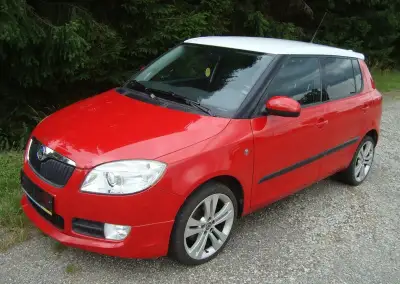 Pronájem vozů pro rozvoz jídel – Škoda Fabia & Octavia | Pra