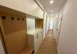 Krásný slunný byt 3+1 (65 m²) s balkonem a šatnou