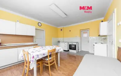 Prodej rodinného domu, 120 m², Lažany