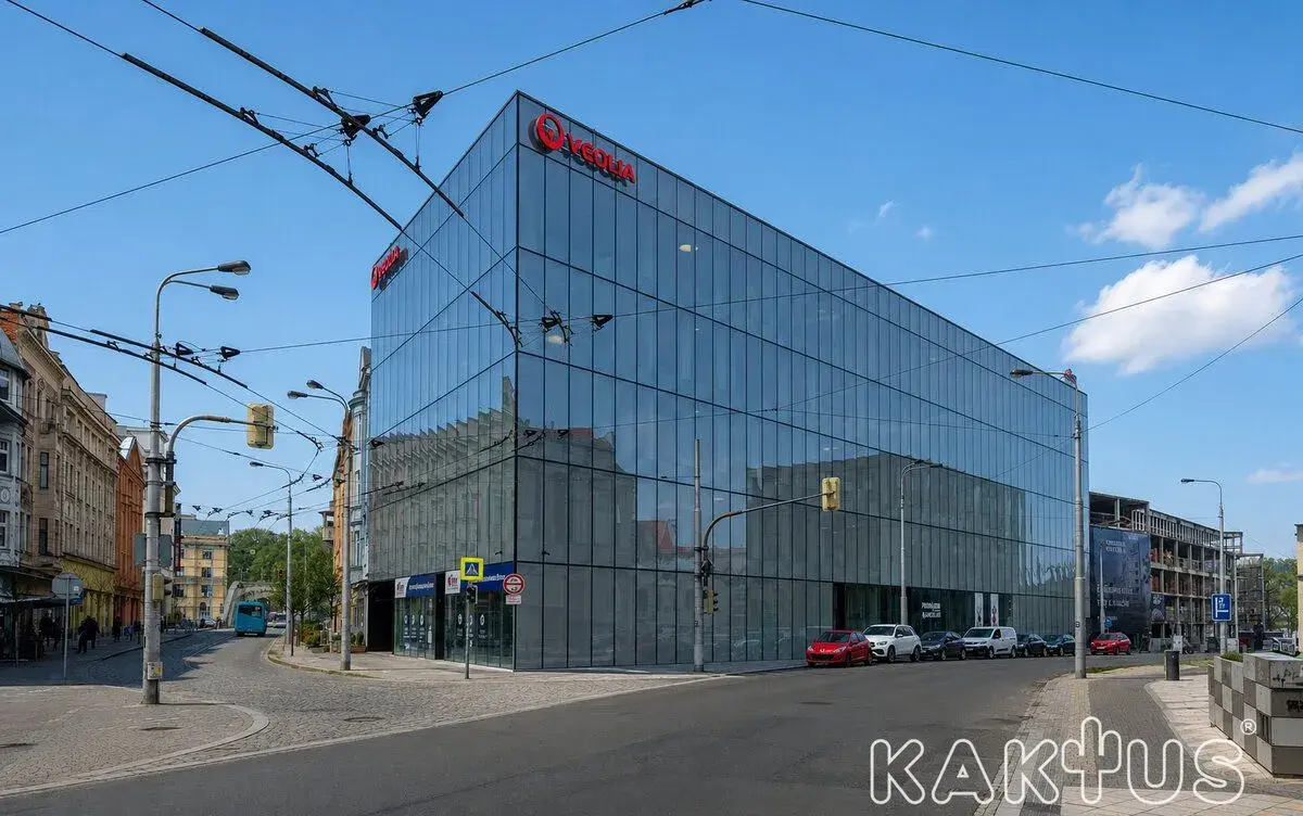 Prémiové obchodní prostory 375 m² s velkoplošnými výlohami v