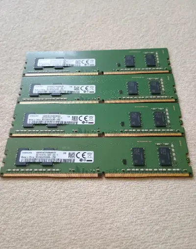 Samsung DDR4 4x4GB (16GB) 2400MHz CL17