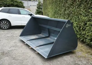 Velkoobjemová lopata 1,8m3 v šíří 240cm