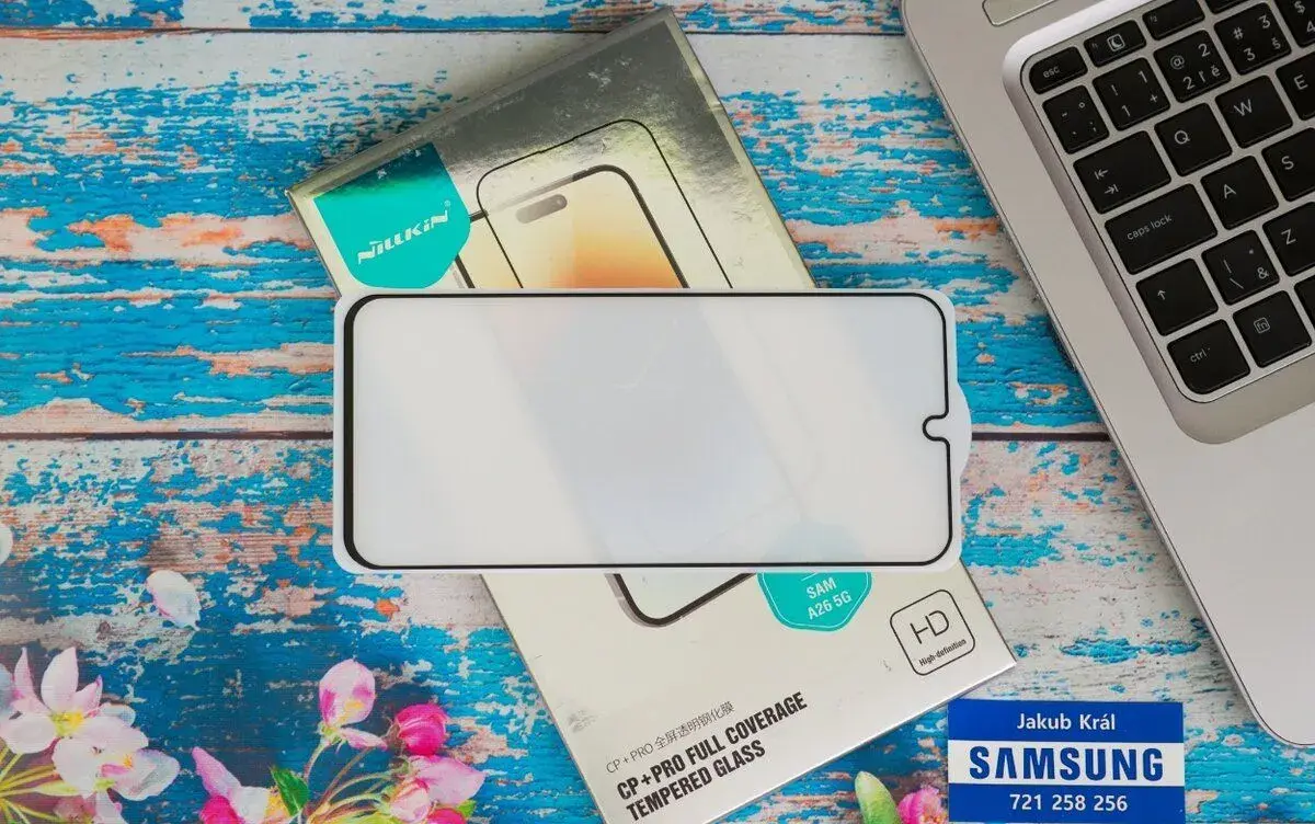 Tvrzené sklo Nillkin pro Samsung 250 Kč až 300 Kč