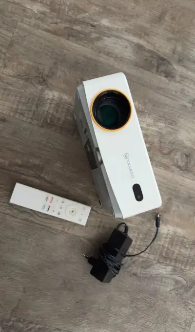 Chytrý Full HD projektor VANKYO Leisure 570 (Wi-Fi, Netflix,