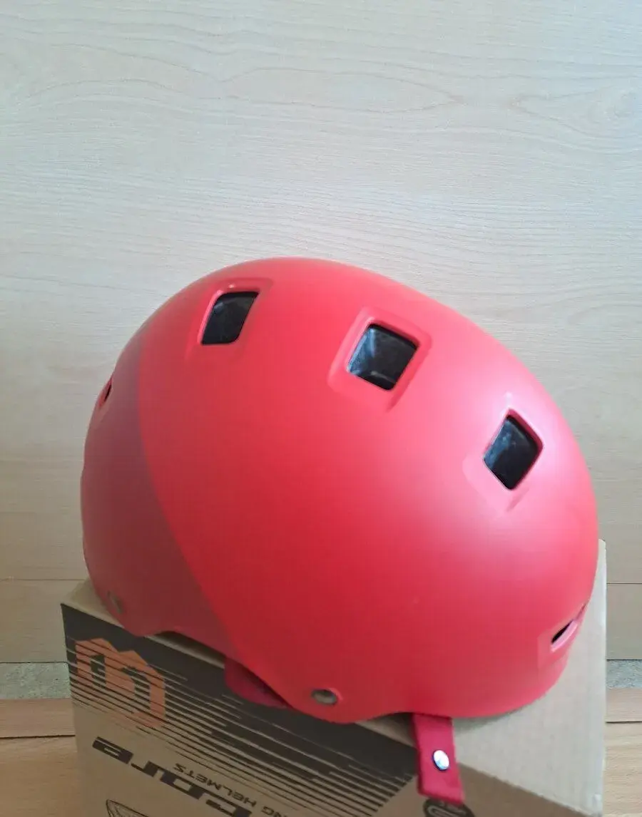 Dětská cyklistická helma 52–55 cm