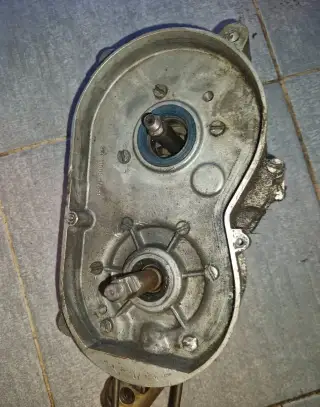 Polomotor babetta 210