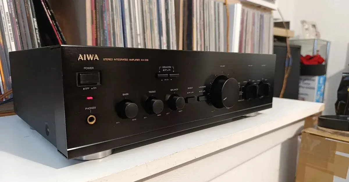 AIWA XA-006 Stereo Integrated Amplifier / Phono In