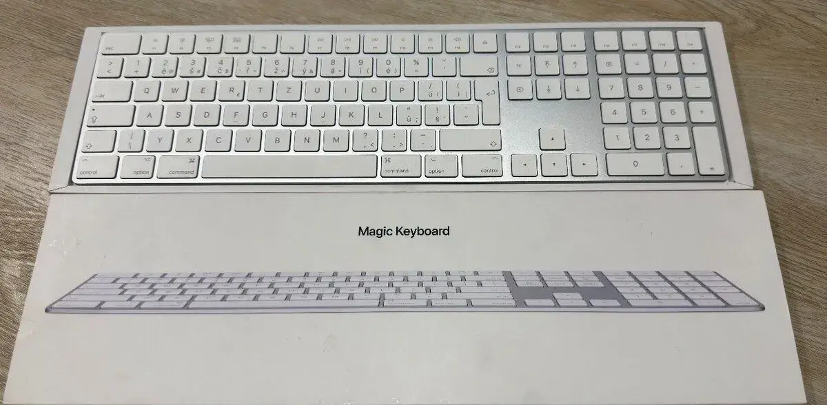 Apple magic keyboard