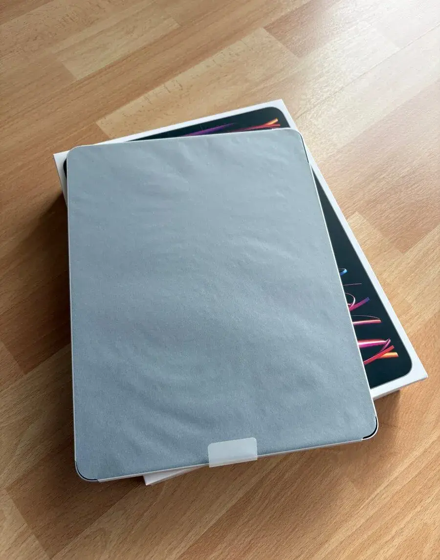 Nový Apple iPad Pro 12.9 (2022), 1TB Wi-Fi stříbrný
